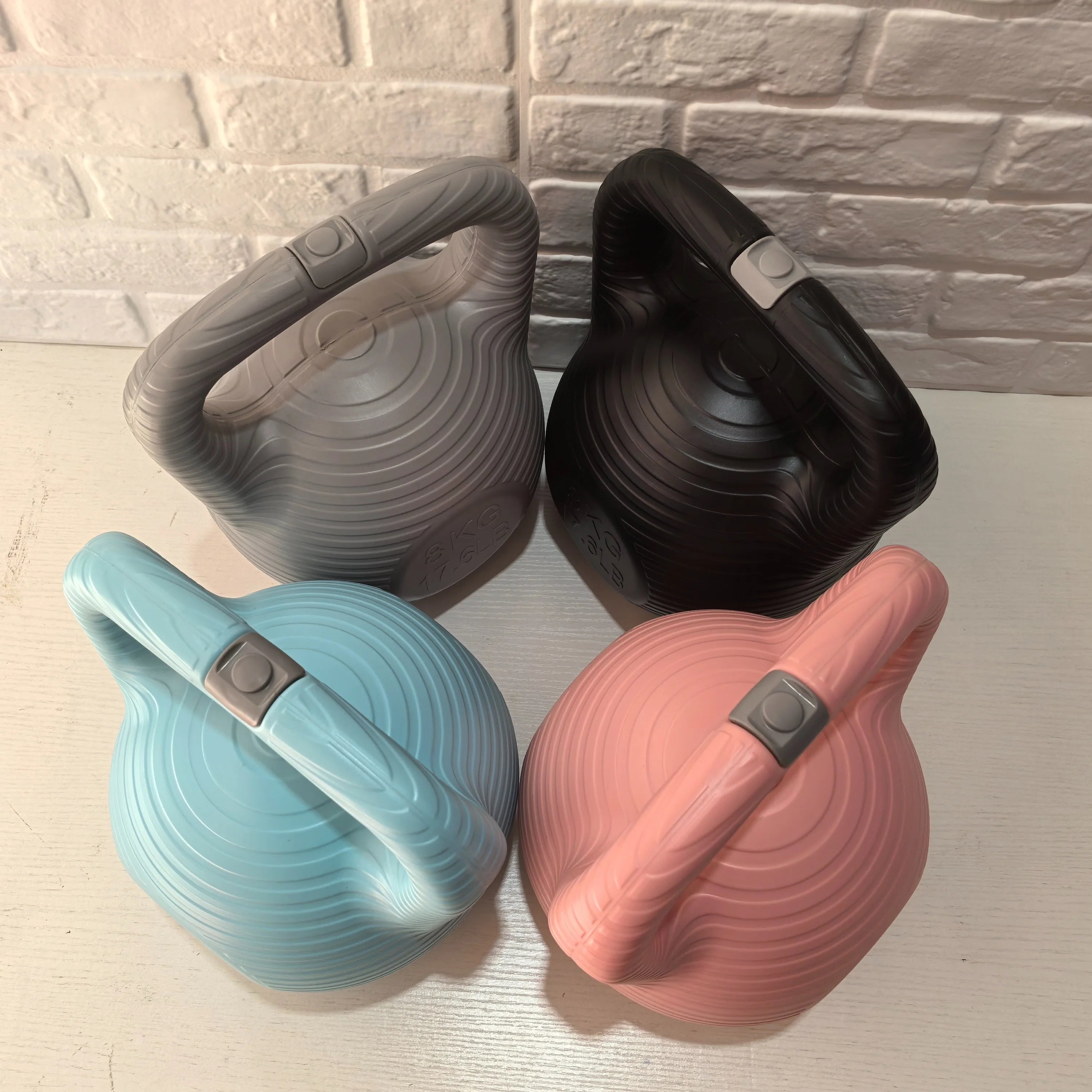 Portable Water-Filled Kettlebell with Leak-Proof Snap Lid